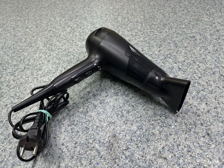 Дешево Rowenta Studio Dry Blow CV5812 з ломбарду