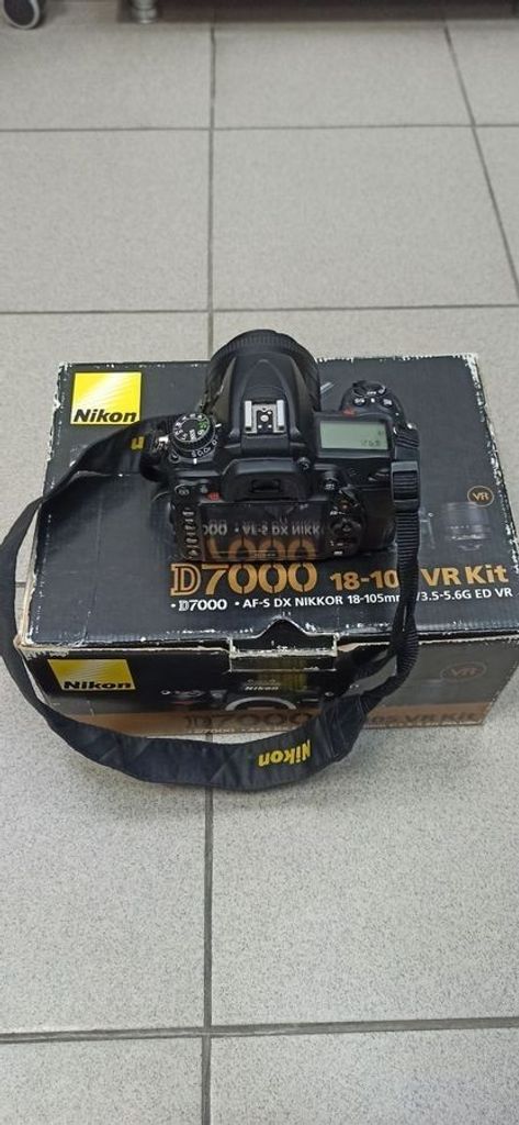 Объявление Nikon d7000 nikon nikkor af-s 35mm f/1.8g dx Б/У