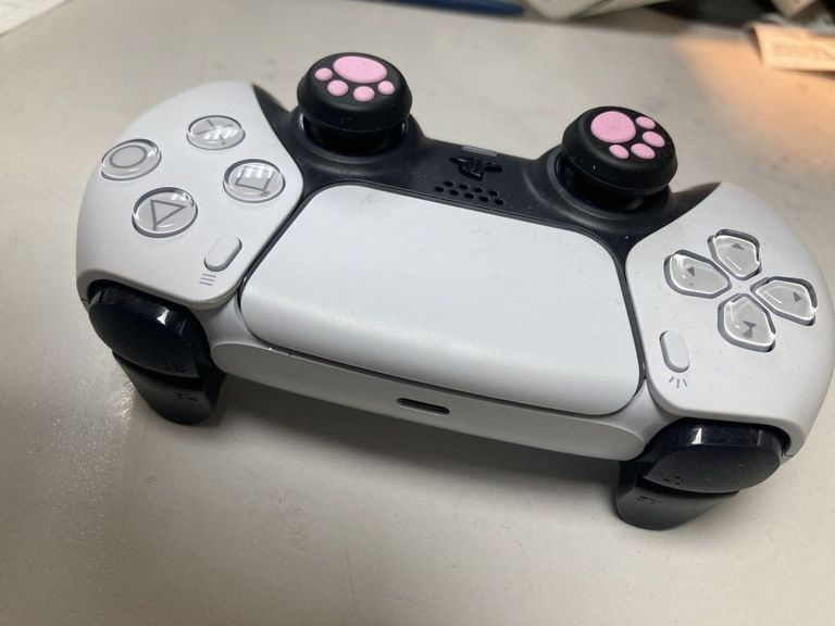 Дешево Sony DualSense Black з ломбарду