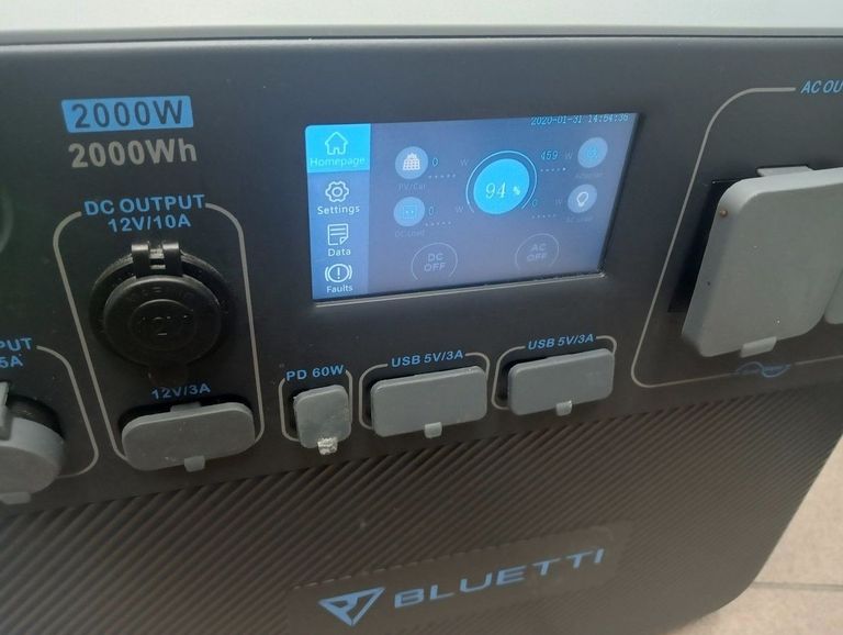 Дешиво Bluetti AC200P с ломбарда