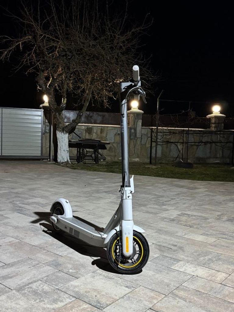 Объявление Ninebot by Segway MAX G30LE (AA.00.0003.81) Б/У