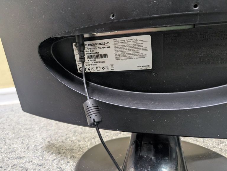 Дешево Lg w1943ss з ломбарду