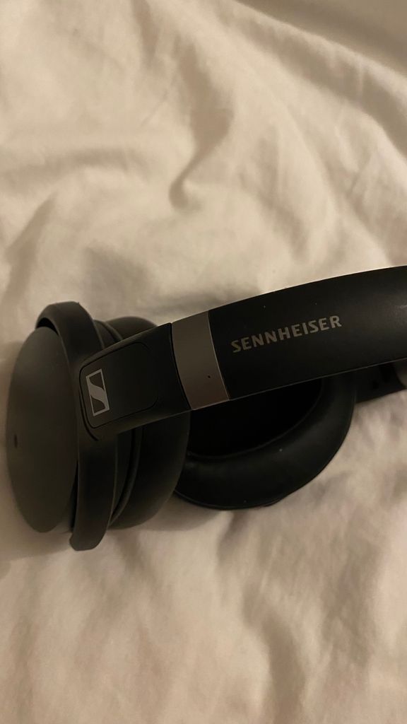 Оголошення Sennheiser hd 450 bt Б/У