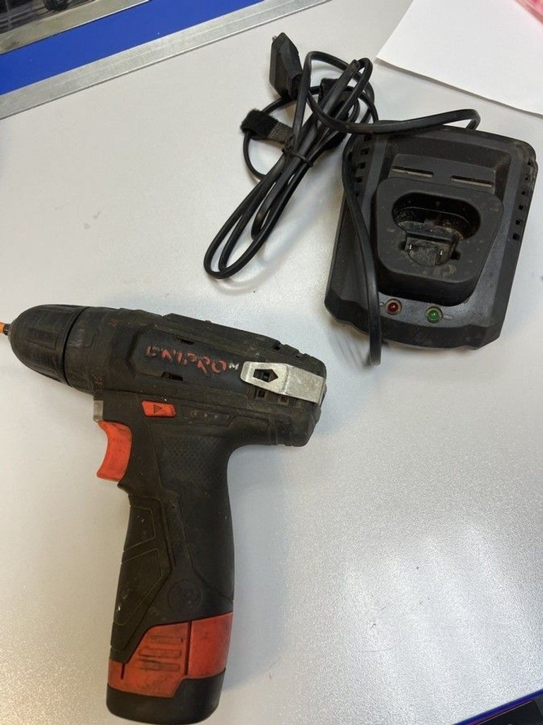 Дешево Dnipro-M cd-12cx compact 1акб зп з ломбарду