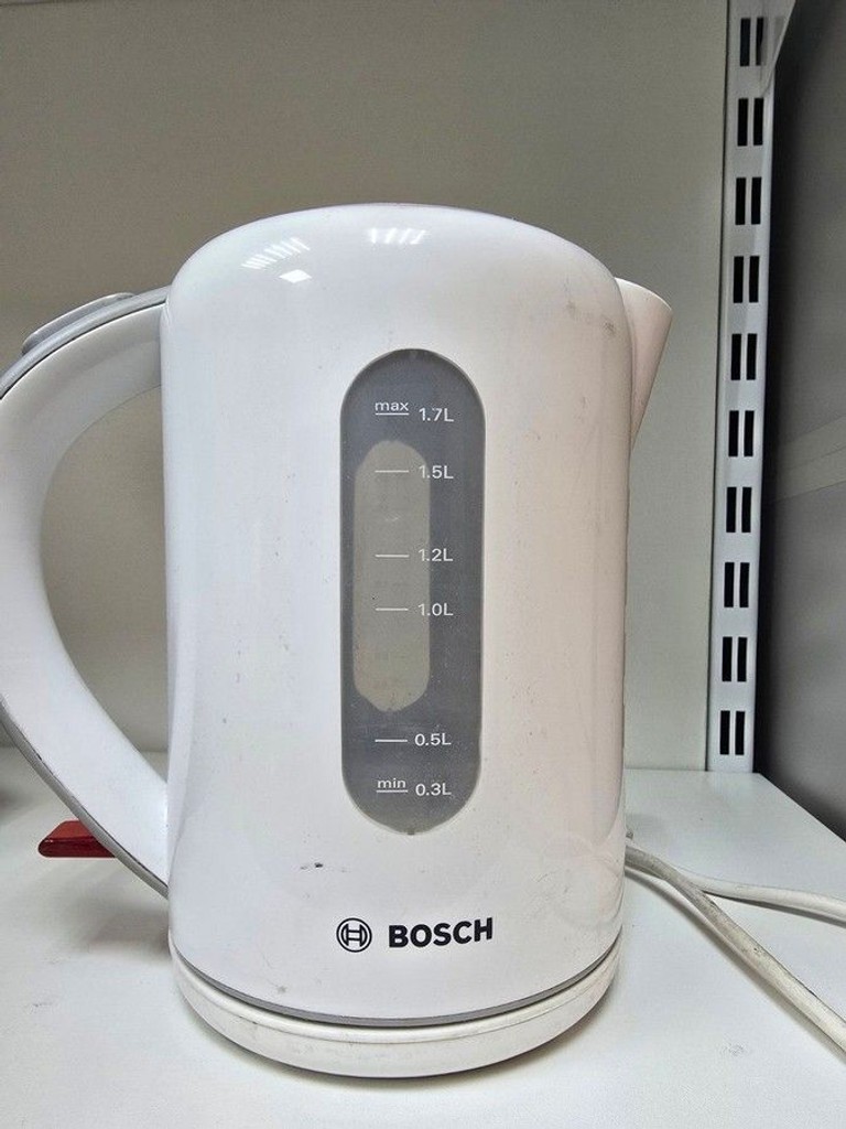 Дешиво Bosch TWK7601 с ломбарда