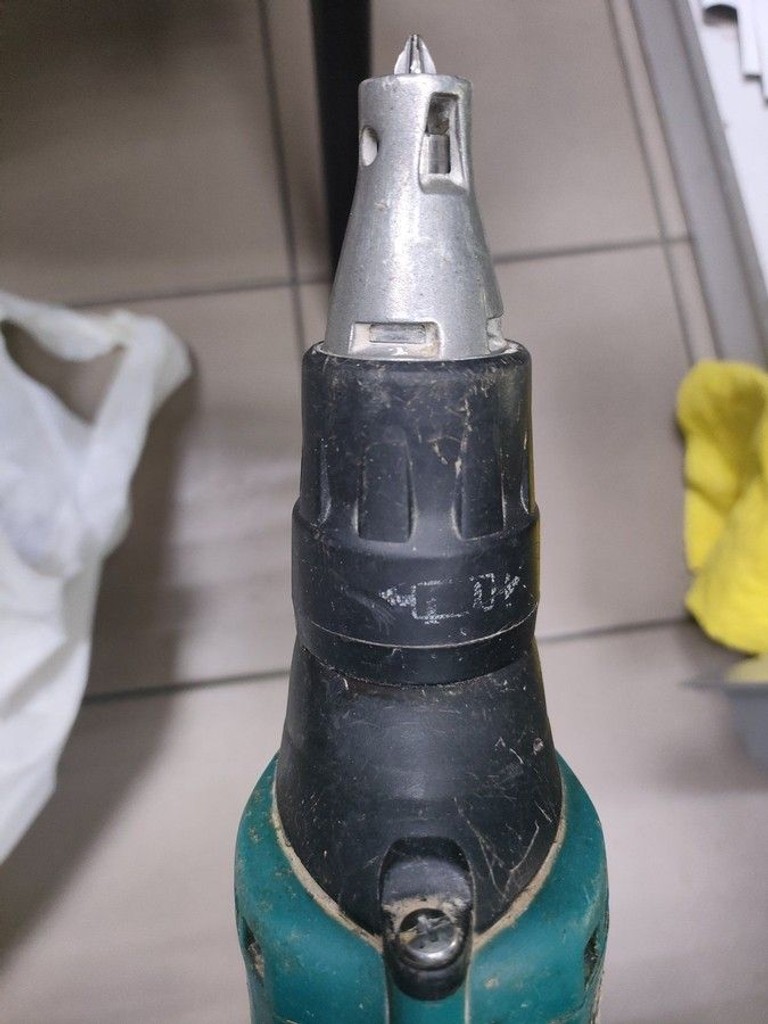 Дешиво Makita FS4000 с ломбарда