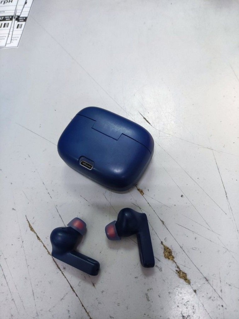 Оголошення Jbl tune 230nc Б/У