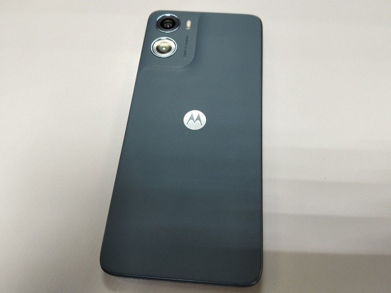 Оголошення Motorola moto g06 4g 4/64gb tendril Б/У