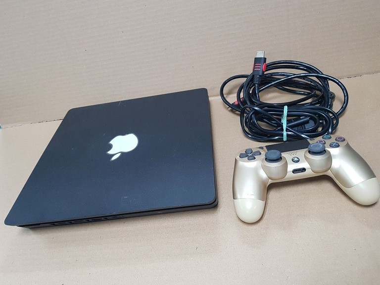 Купити Sony PlayStation 4 Slim 1TB Black Б/У