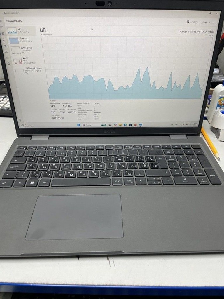 Дешево Dell 15/core i3-1315u ddr5/8gb ddr5/hdd *відсутній/ssd 256 gb/*інтегрована з ломбарду