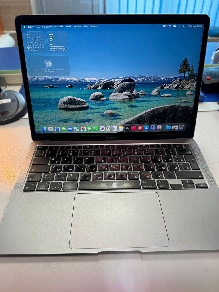 Оголошення Apple MacBook Air 13'' Late 2020 Б/У