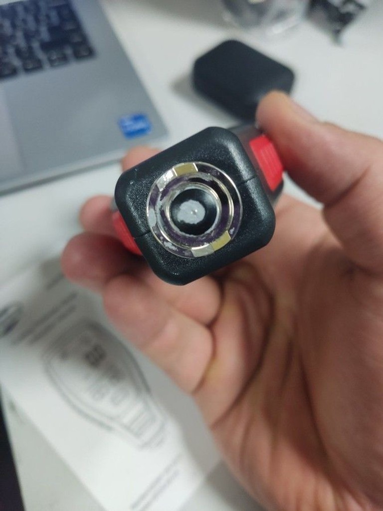 Дешево Benetech GT235 з ломбарду