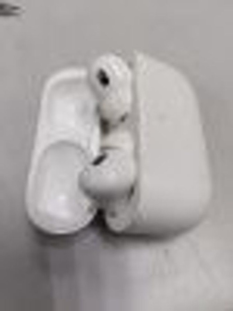 Купить Apple airpods pro 2nd generation magsafe Б/У