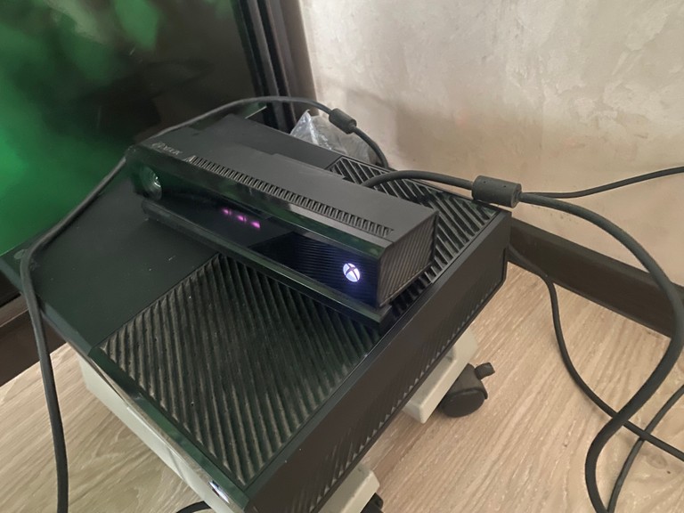 Оголошення Xbox one 500gb Б/У
