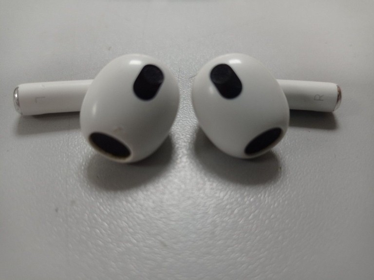 Оголошення Apple airpods 3rd generation Б/У