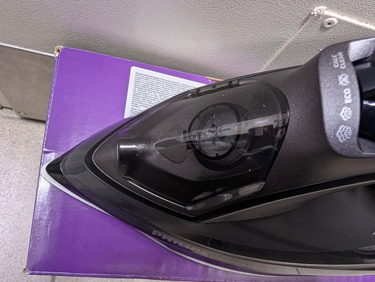 Дешиво Philips 5000 Series DST5040/80 с ломбарда