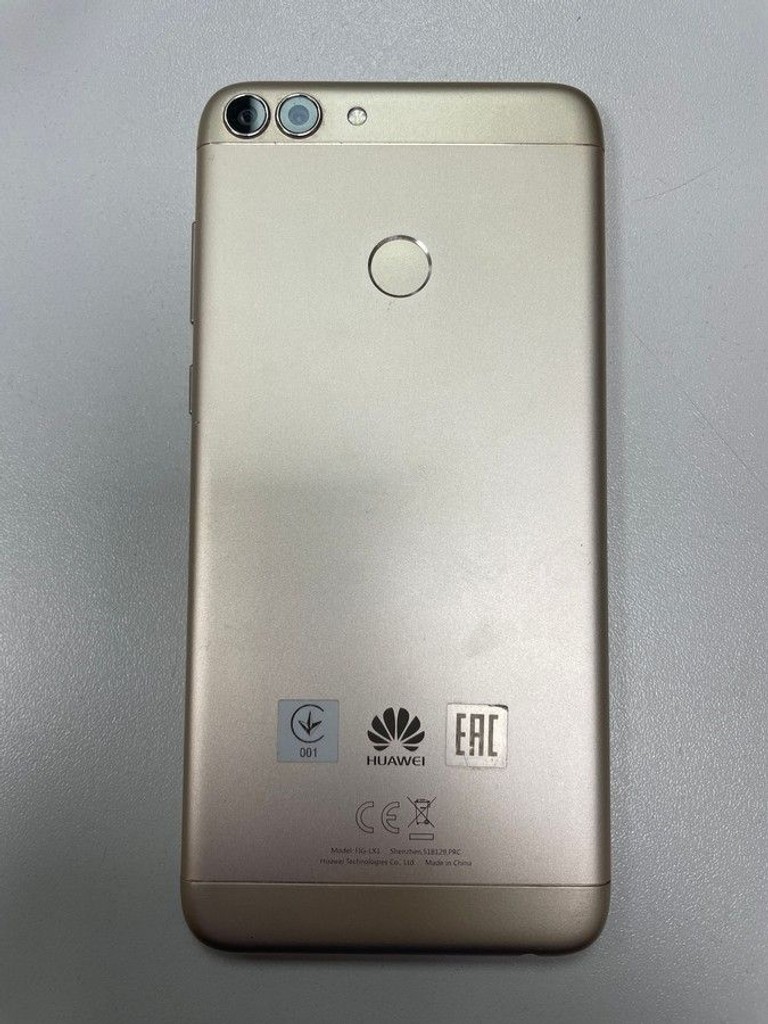 Дешево Huawei p smart fig-lx1 3/32gb з ломбарду