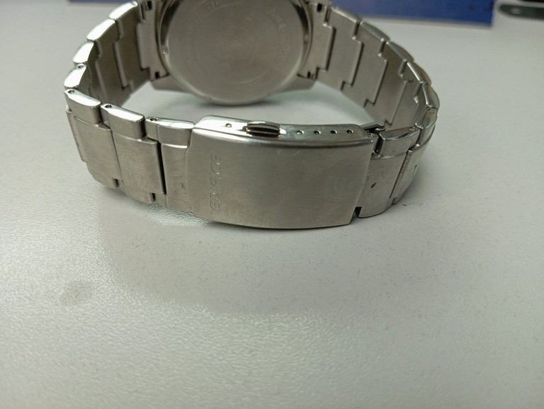 Дешиво Casio efr-526 с ломбарда