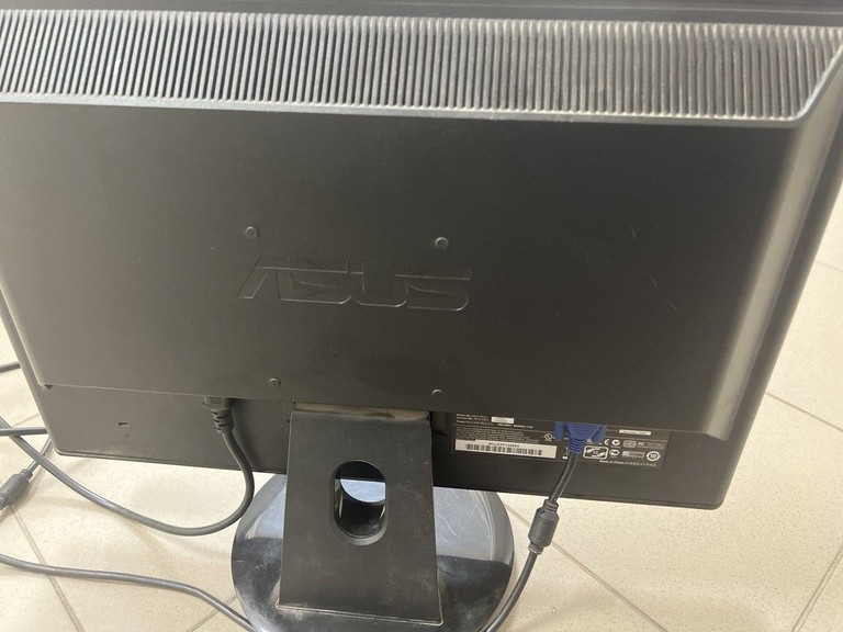 Дешево Asus vh222 з ломбарду