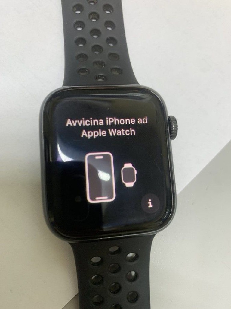 Дешево Apple watch se gps 44mm aluminum case з ломбарду