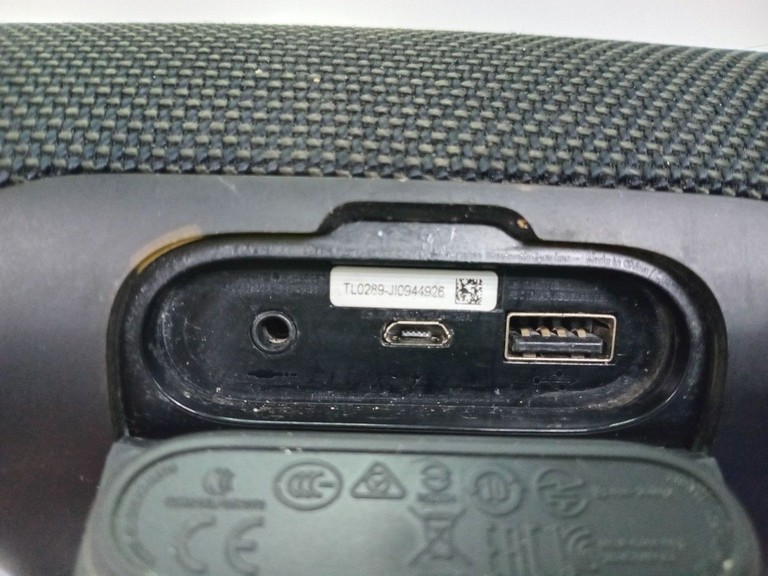 Распродажа Jbl charge 3, продавец Техноскарб