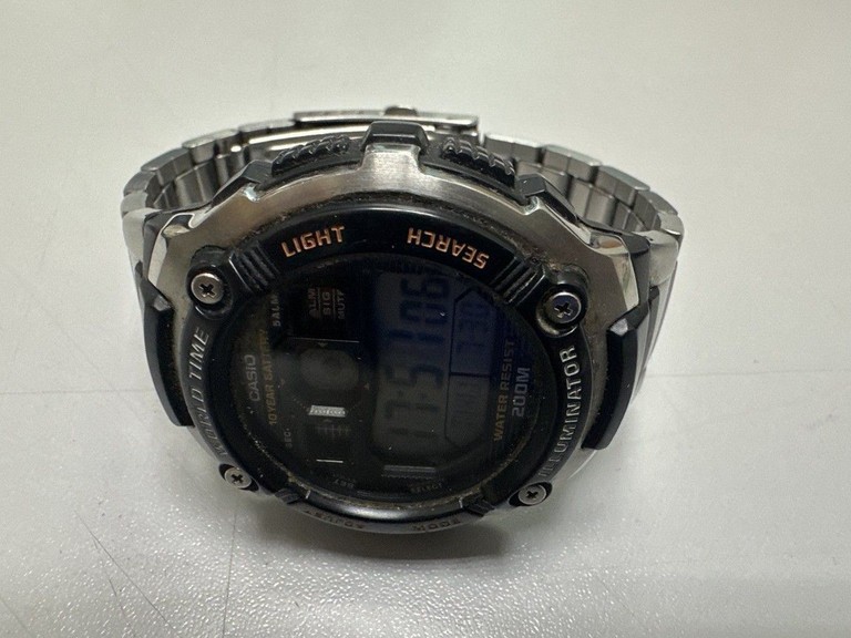 Купити Casio ae-2000w Б/У