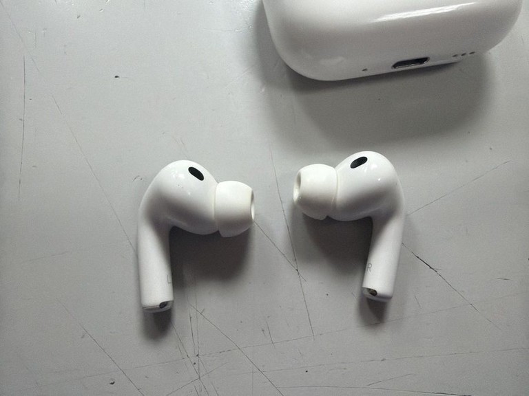 Купити AirPods Pro 3 Б/У