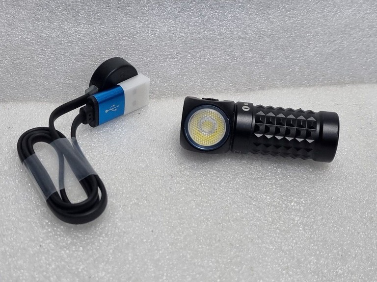 Оголошення Olight Perun Mini Б/У