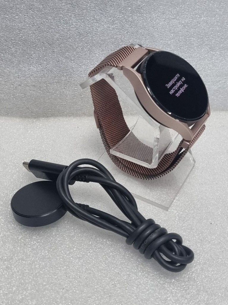 Дешиво Samsung galaxy watch4 40mm lte с ломбарда