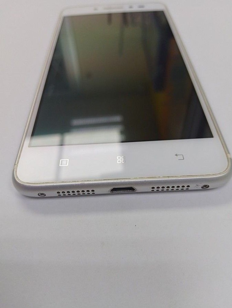 Lenovo s90-a 2/32gb Код:01-201101292. Зображення 6