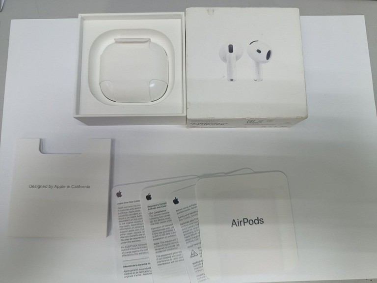 Розпродаж Apple airpods 4, продавець Техноскарб