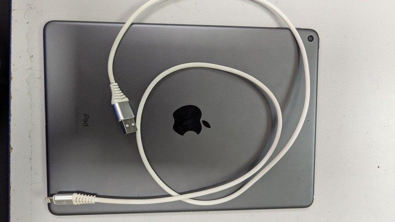 Оголошення Apple ipad air 10.5" 3gen 64gb wi-fi a2152 2019 Б/У