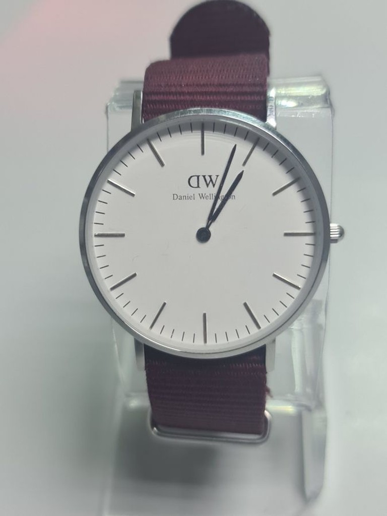 Купить Daniel Wellington classic b36s5 Б/У