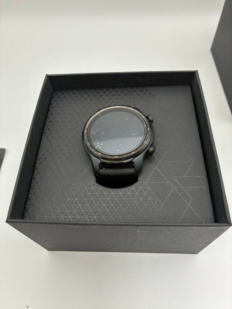 Купить Mobvoi ticwatch pro 3 ultra gps shado Б/У