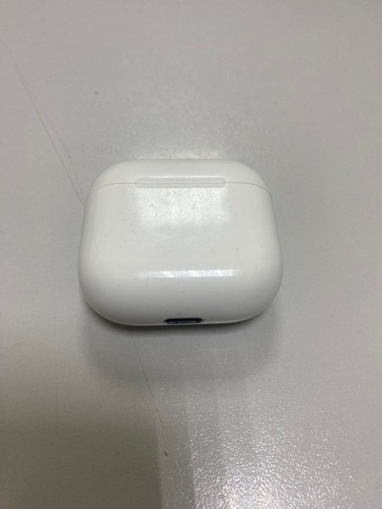 Купить Apple airpods 4 Б/У