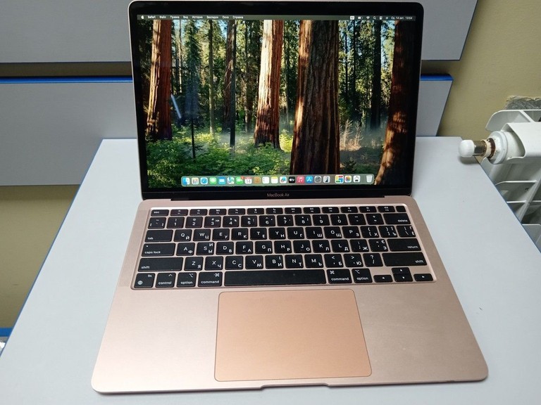Купить Apple MacBook Air 13'' Late 2020 Б/У