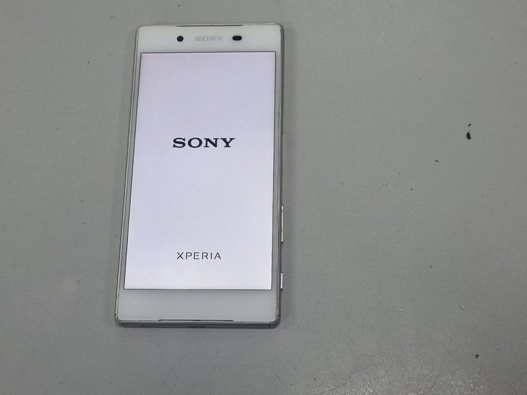 Дешиво Sony xperia z5 e6653 3/32gb с ломбарда