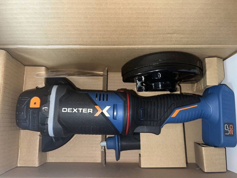 Объявление Dexter 20vag3-125bl.1 + 1акб + зп Б/У