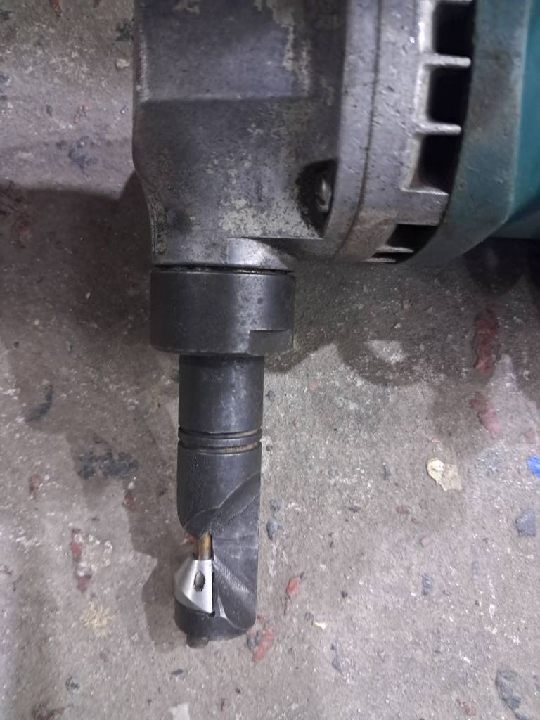 Дешево Makita JN1601 з ломбарду