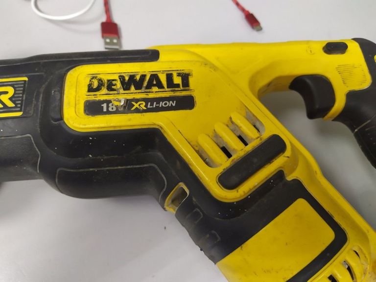 Дешиво Dewalt DCS367N с ломбарда