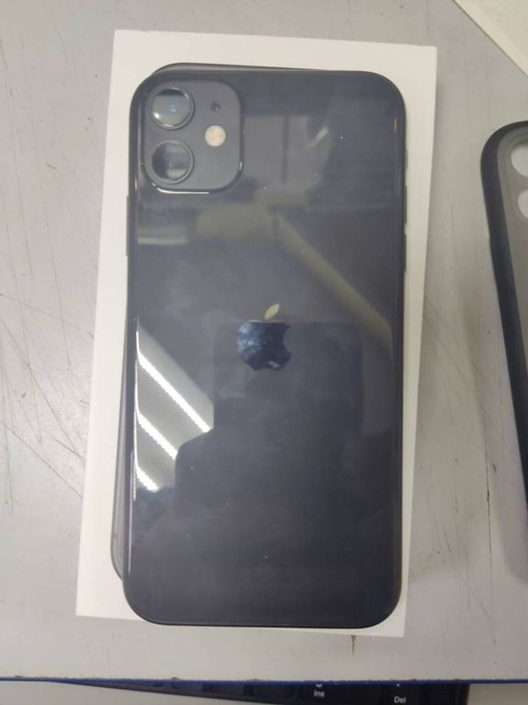 Дешево Apple iphone 11 64gb з ломбарду