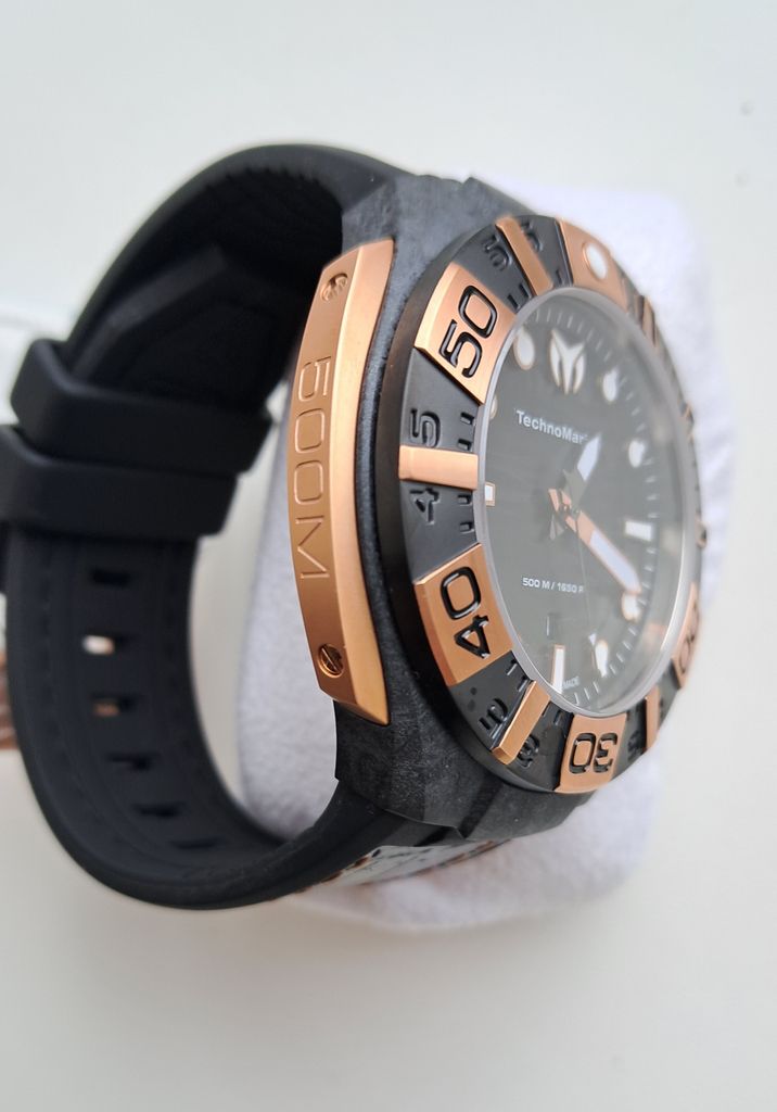 Дешиво TechnoMarine Black Reef с ломбарда
