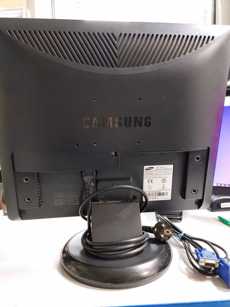 Распродажа Samsung 931c, продавец Техноскарб