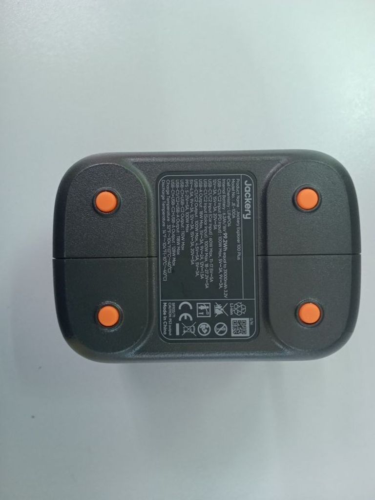 Дешево Jackery Explorer 100 Plus з ломбарду