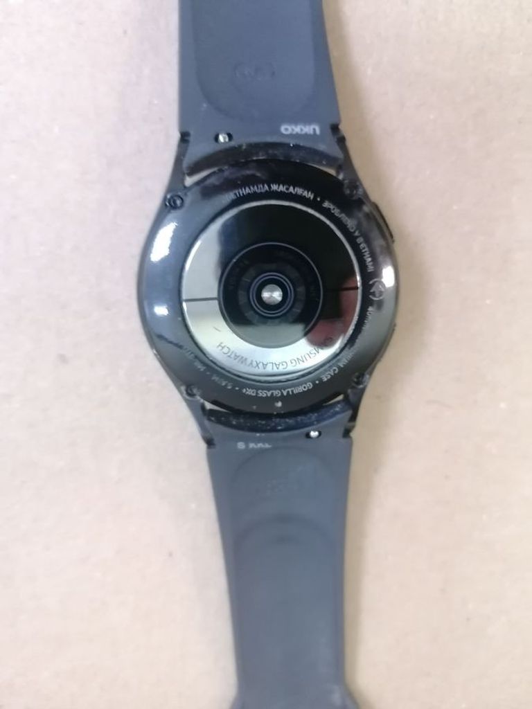 Дешево Samsung galaxy watch4 40mm з ломбарду