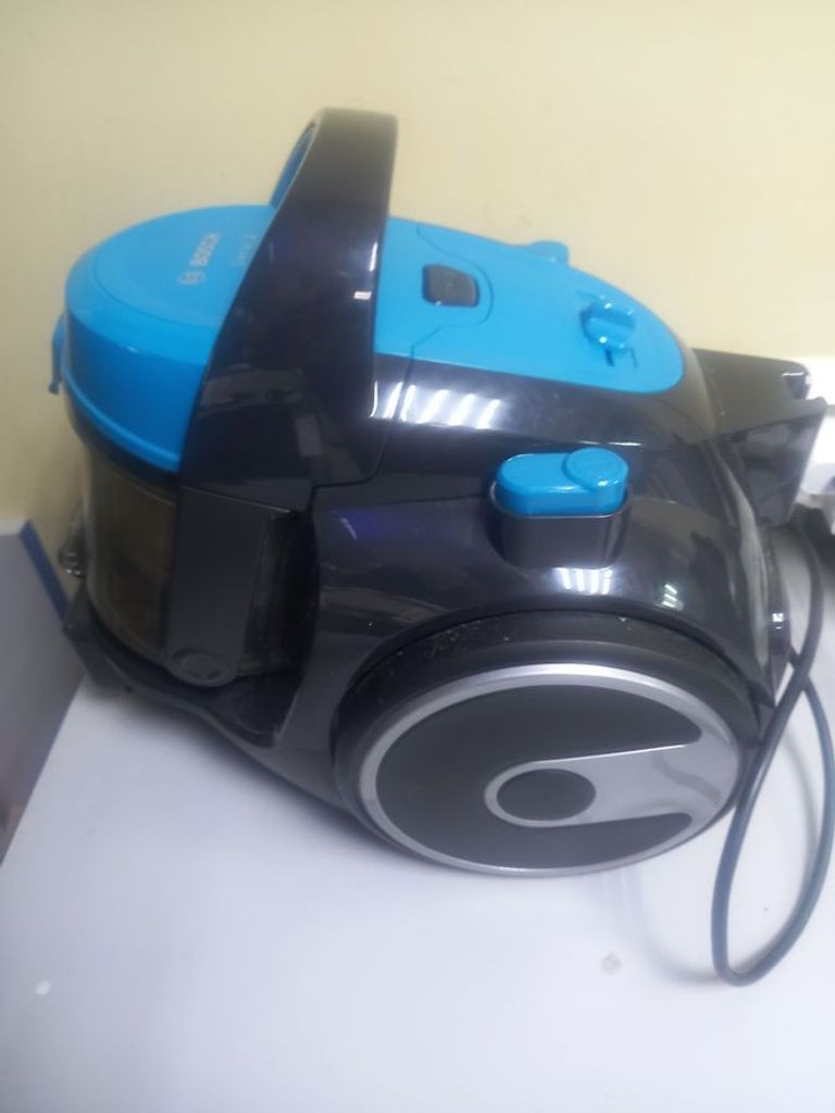 Купити Bosch Serie 2 BGS05X240 Б/У