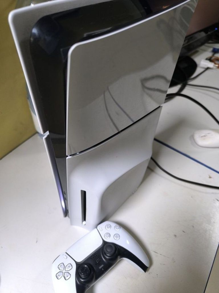 Купить Sony PlayStation 5 Slim 1TB Б/У