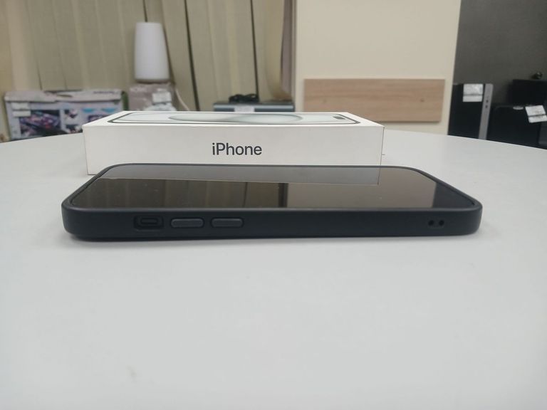 Apple iPhone 15 Plus 128GB Black Код:01-200742821. Зображення 6