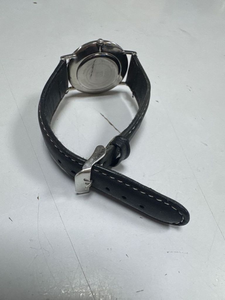 Дешево Romanson tl5110mm1wa-k-slim з ломбарду