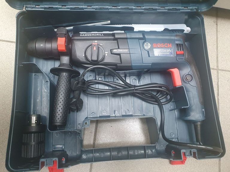 Дешево Bosch (Копія) gbh 2-28 dfv з ломбарду